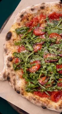Pizza's klaar om geserveerd te worden